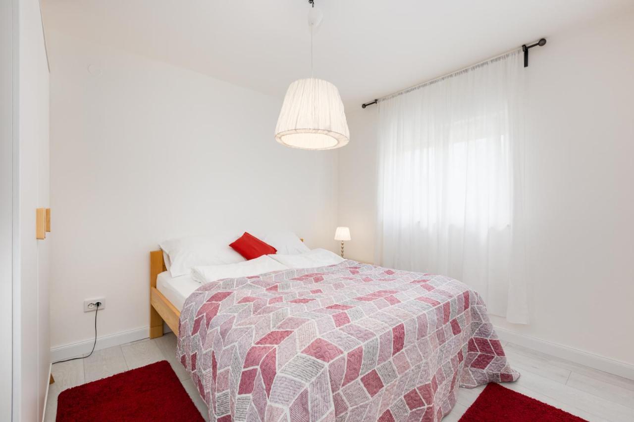 Guest House Sulek プナト エクステリア 写真